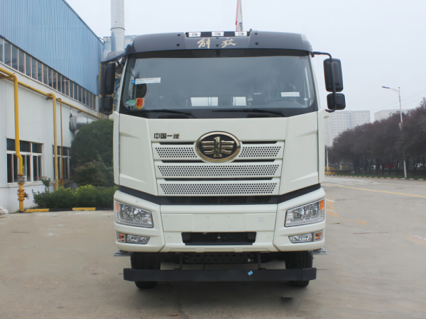 凌宇解放混動(dòng)攪拌車的特點(diǎn)有哪些？